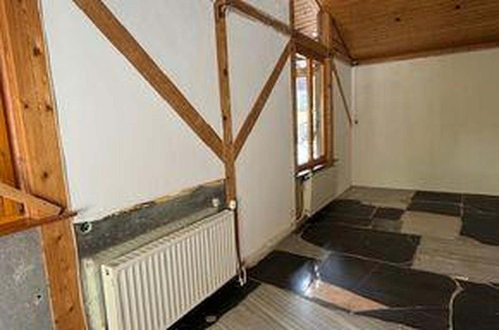 seitliches Zimmer 