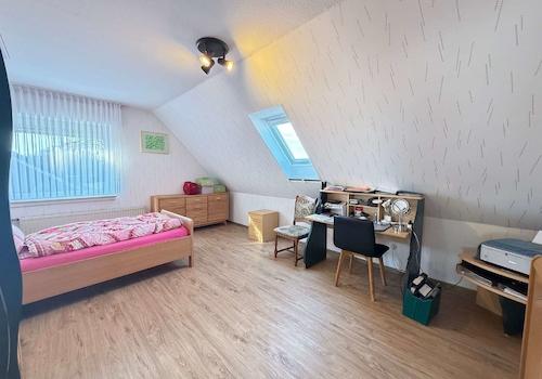 Schlafzimmer OG