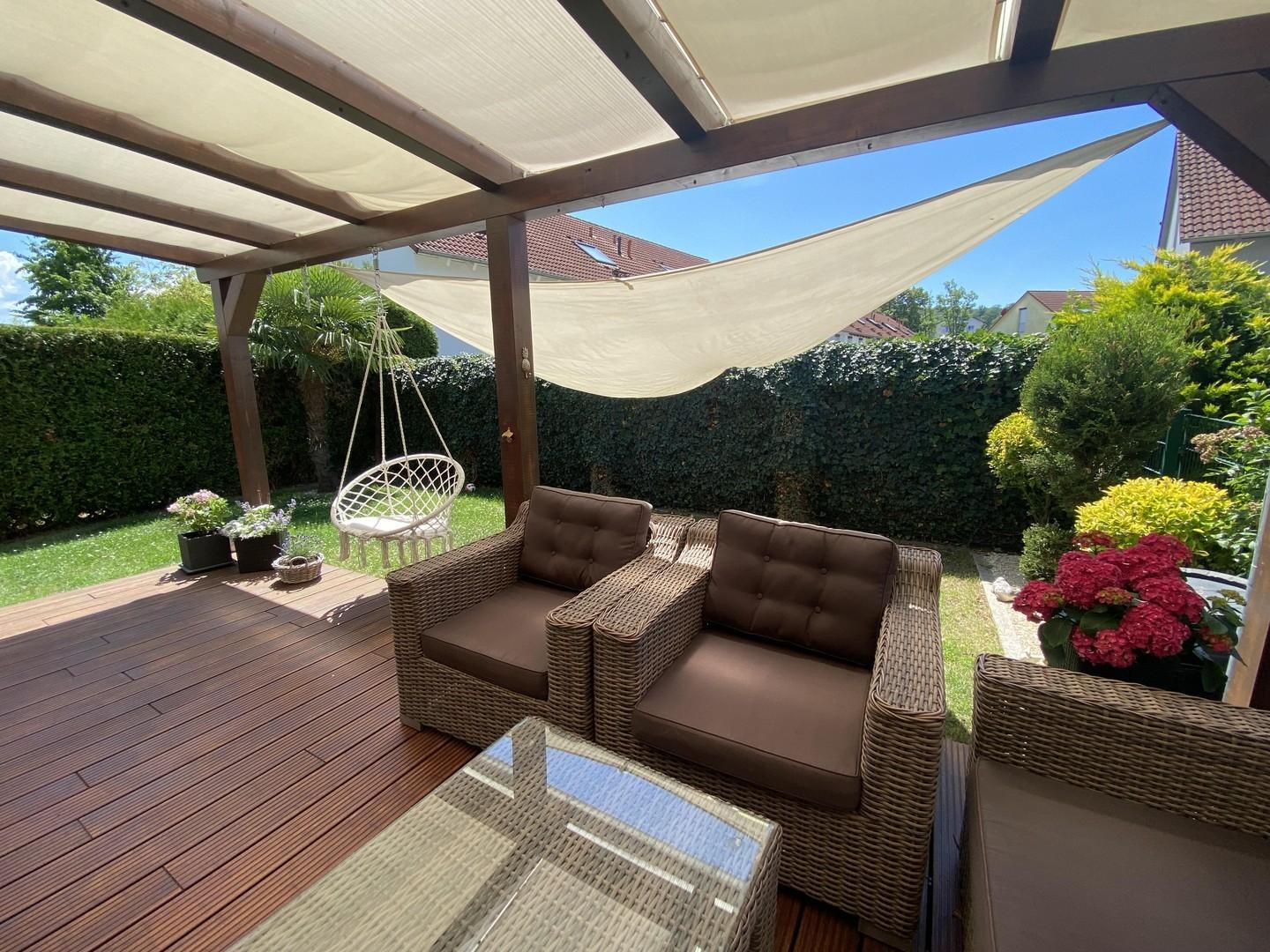 Terrasse und Garten