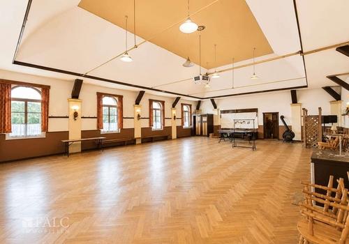 Tanzsaal