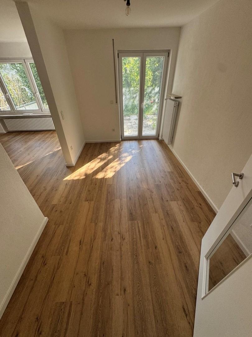 Wohn- und Eßzimmer - Bild 1