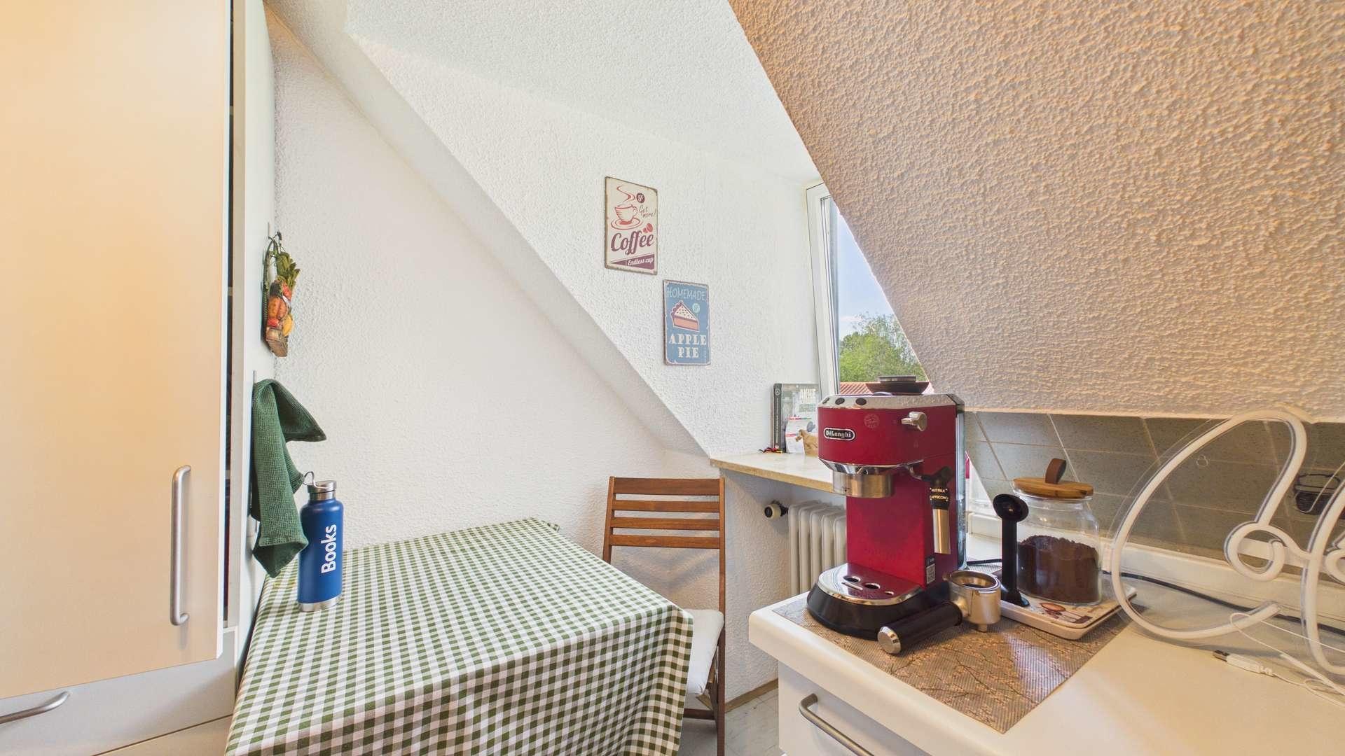 Küche mit Essecke