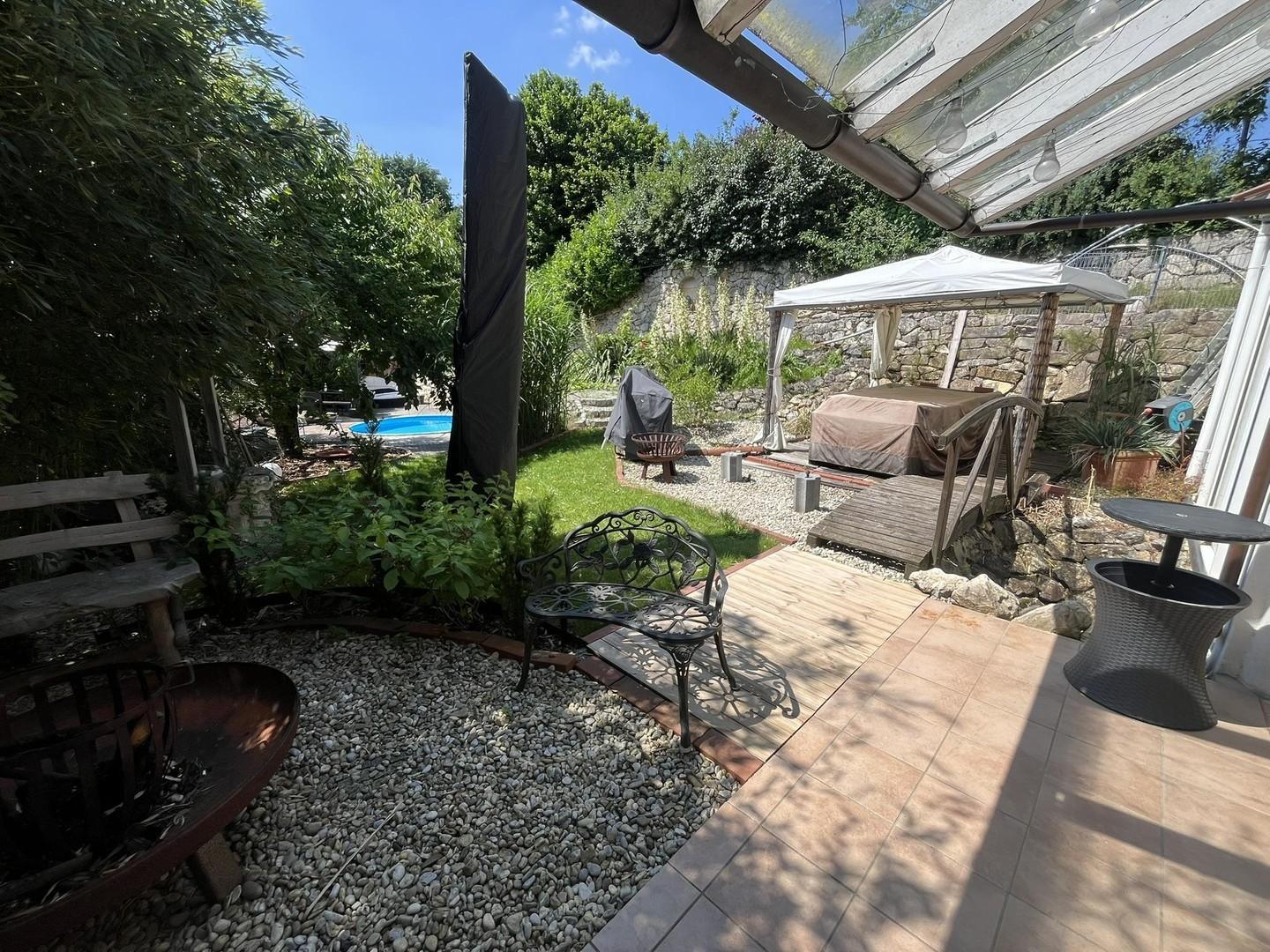 Terasse Richtung Garten