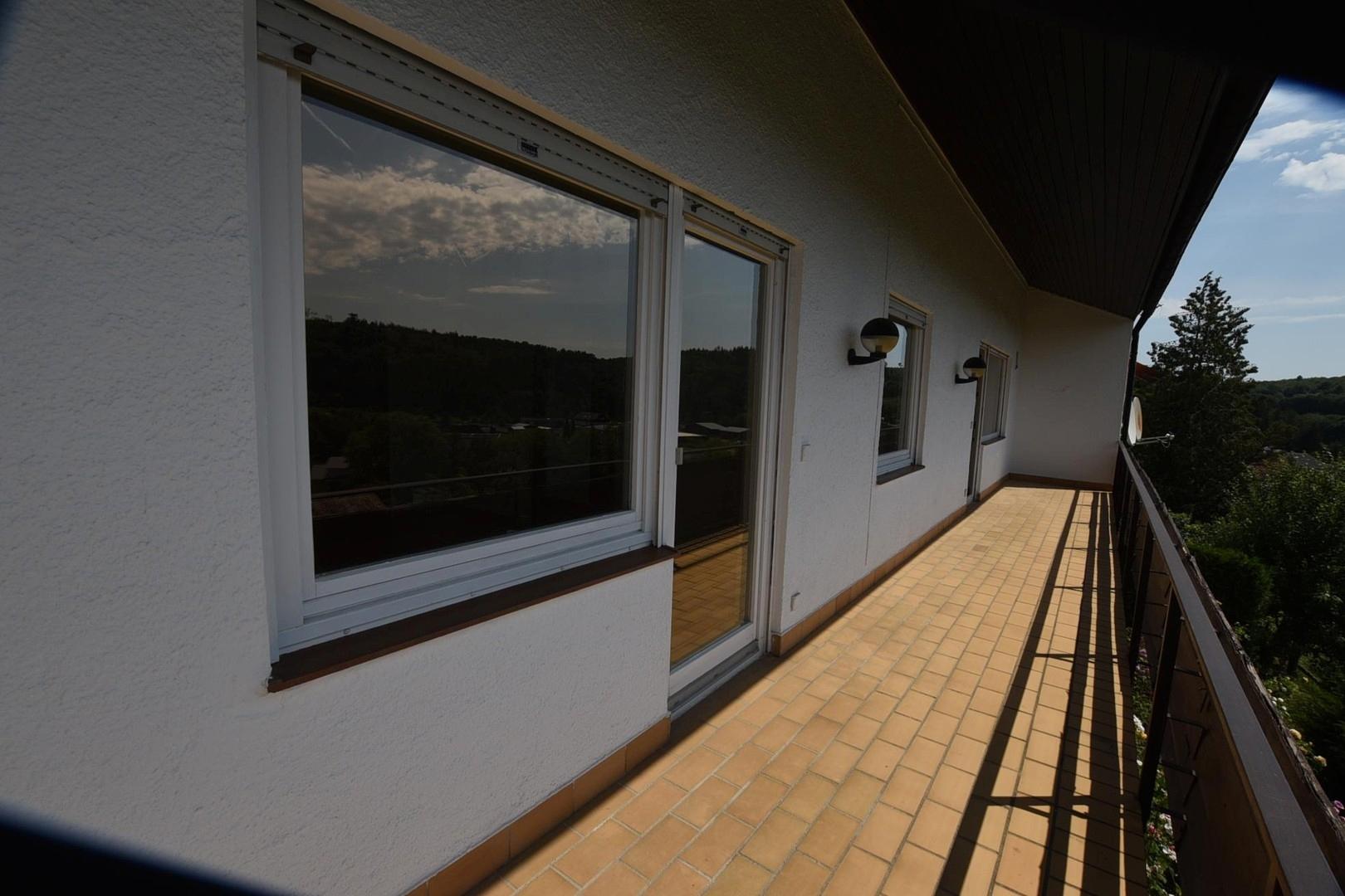 Balkon EG