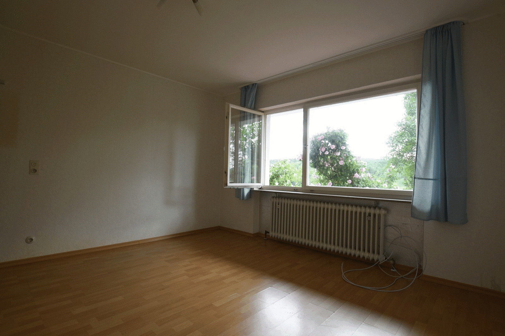 2.Kinderzimmer im UG