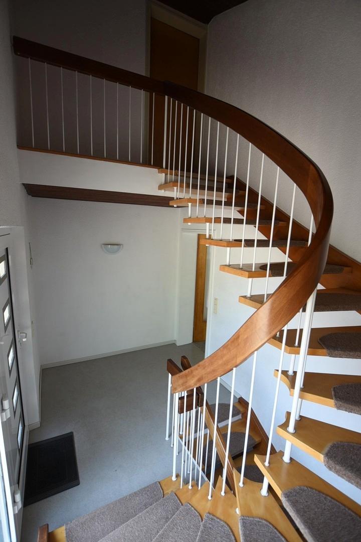 Treppe EG ind OG