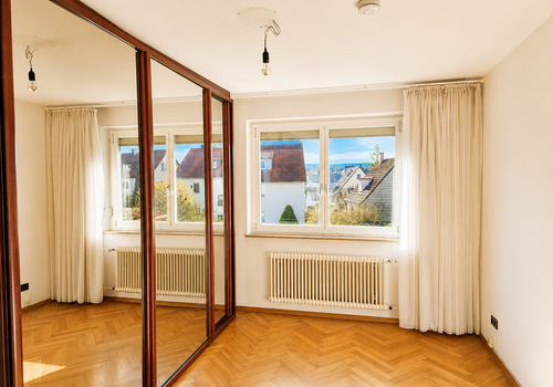 Zimmer 2 OG