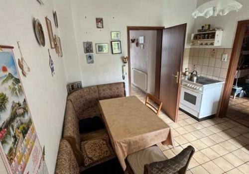 8 EG kl. Küche mit Eßecke