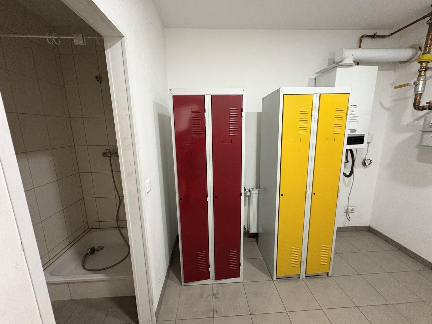 Dusche und Umkleide Teil A