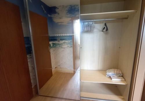 Kleiderschrank 