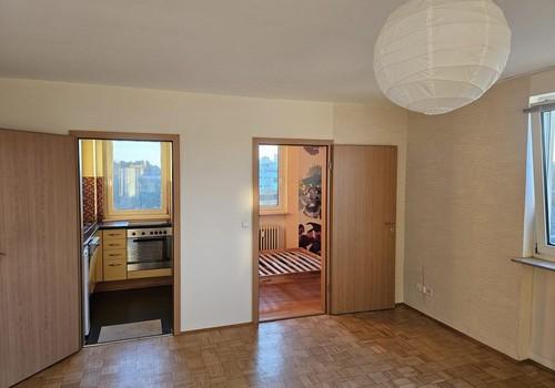 Wohnzimmer vor Möblierung 