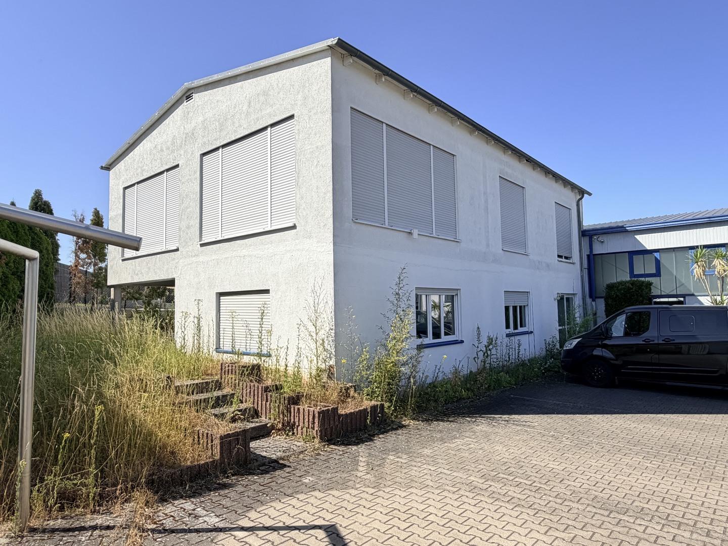 Verwaltungsgebäude