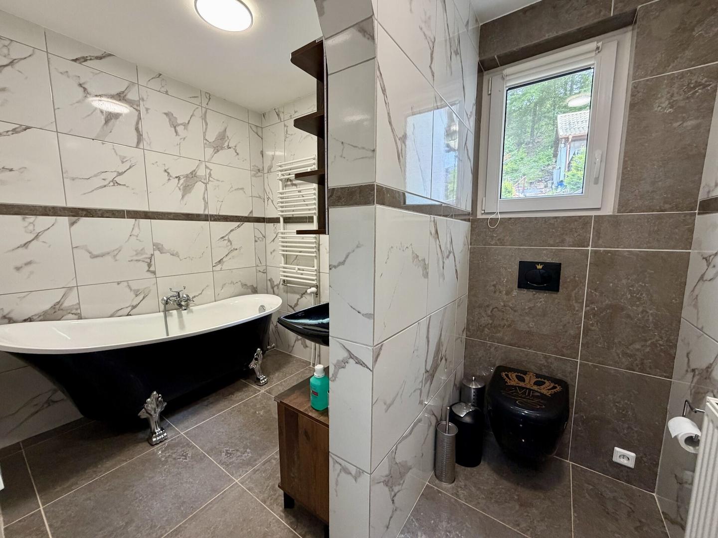 Badezimmer EG