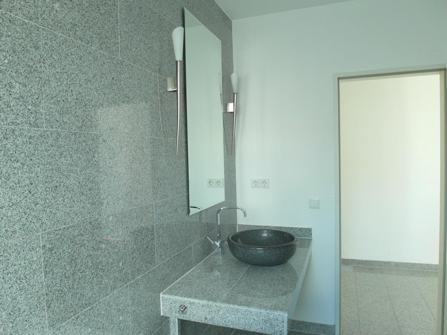 Badezimmer 1