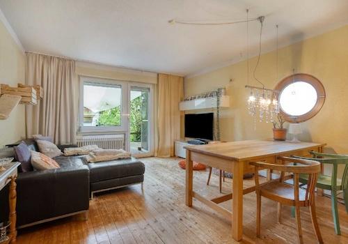 Wohnzimmer (EG)