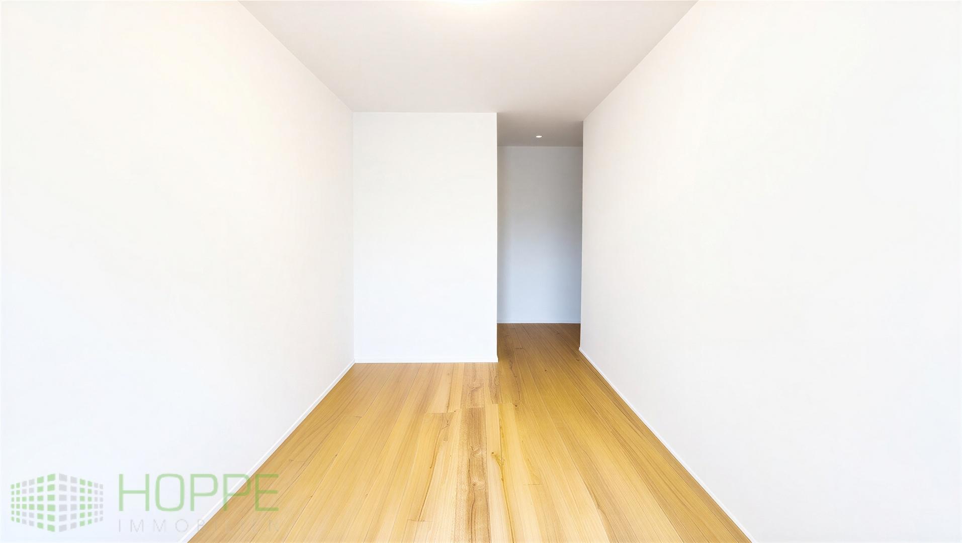 Kinderzimmer 2 Bild 1_defurnished - (Renovierung KI generiert)