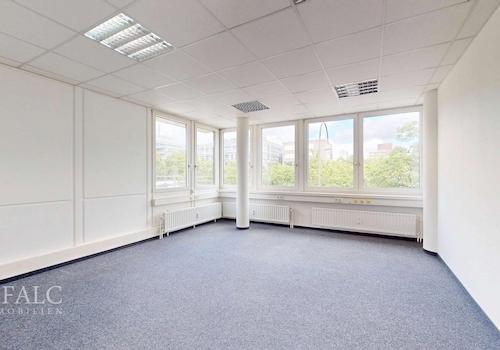 Eckbüro