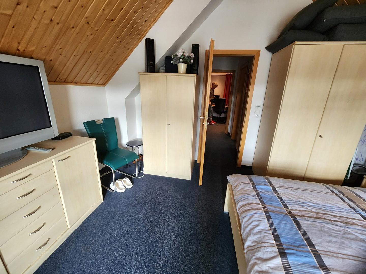 Schlafzimmer 2