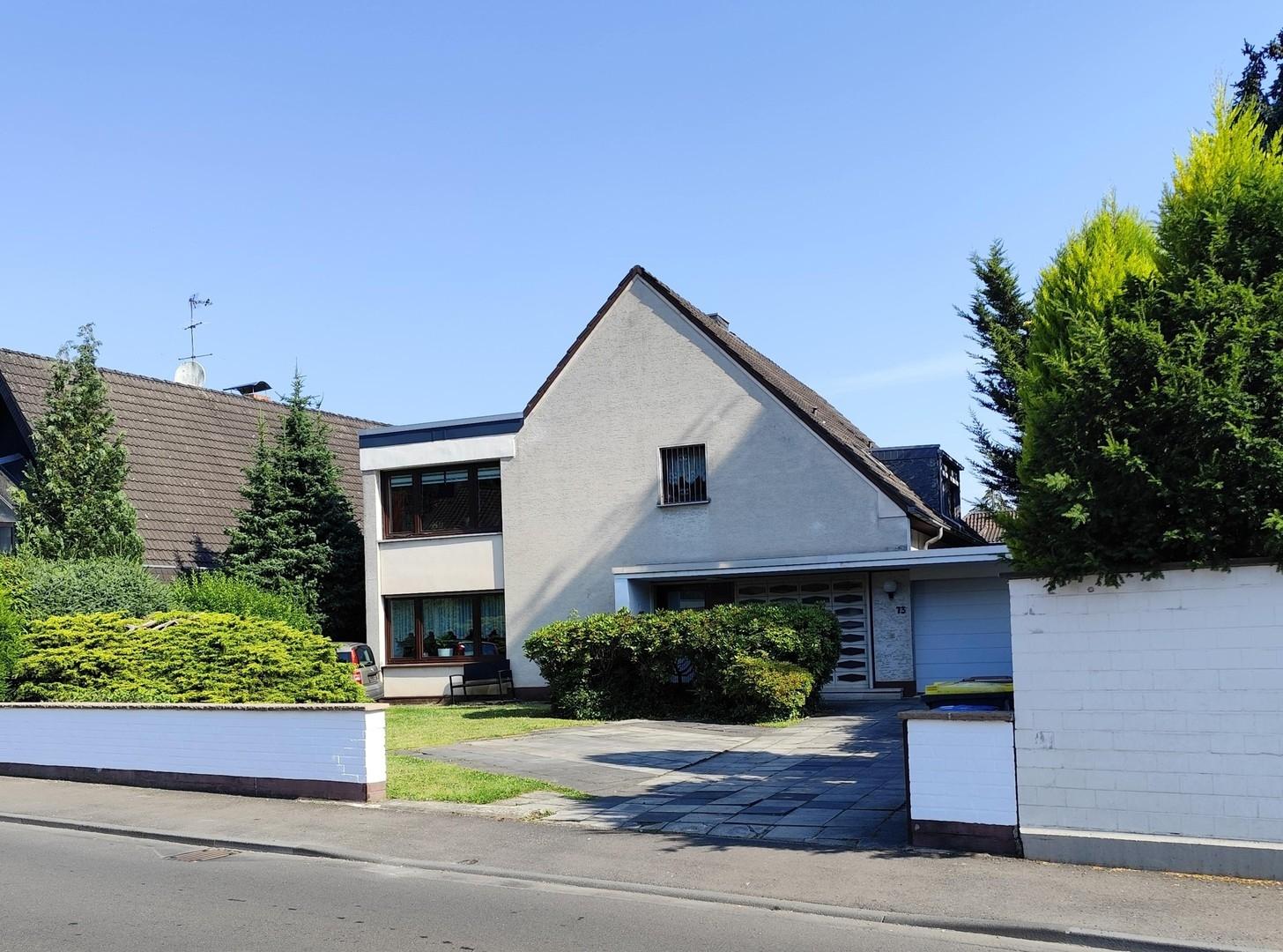 Hausansicht-Front