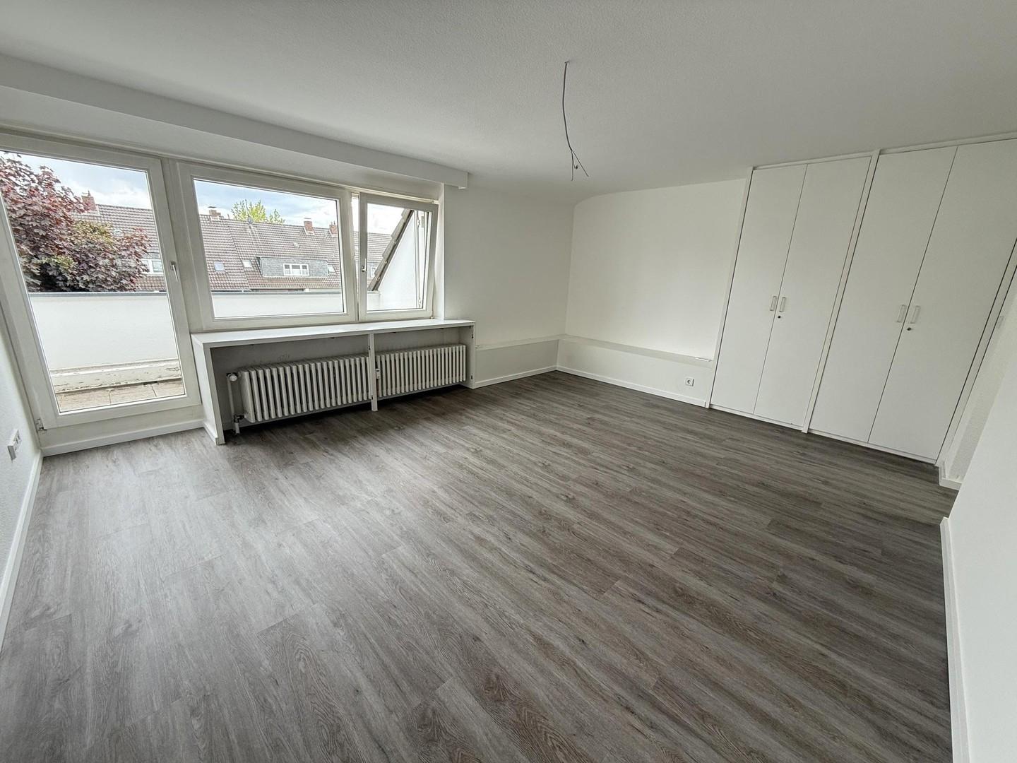 Schlafzimmer mit Balkon