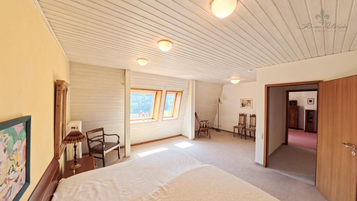 Schlafzimmer 2