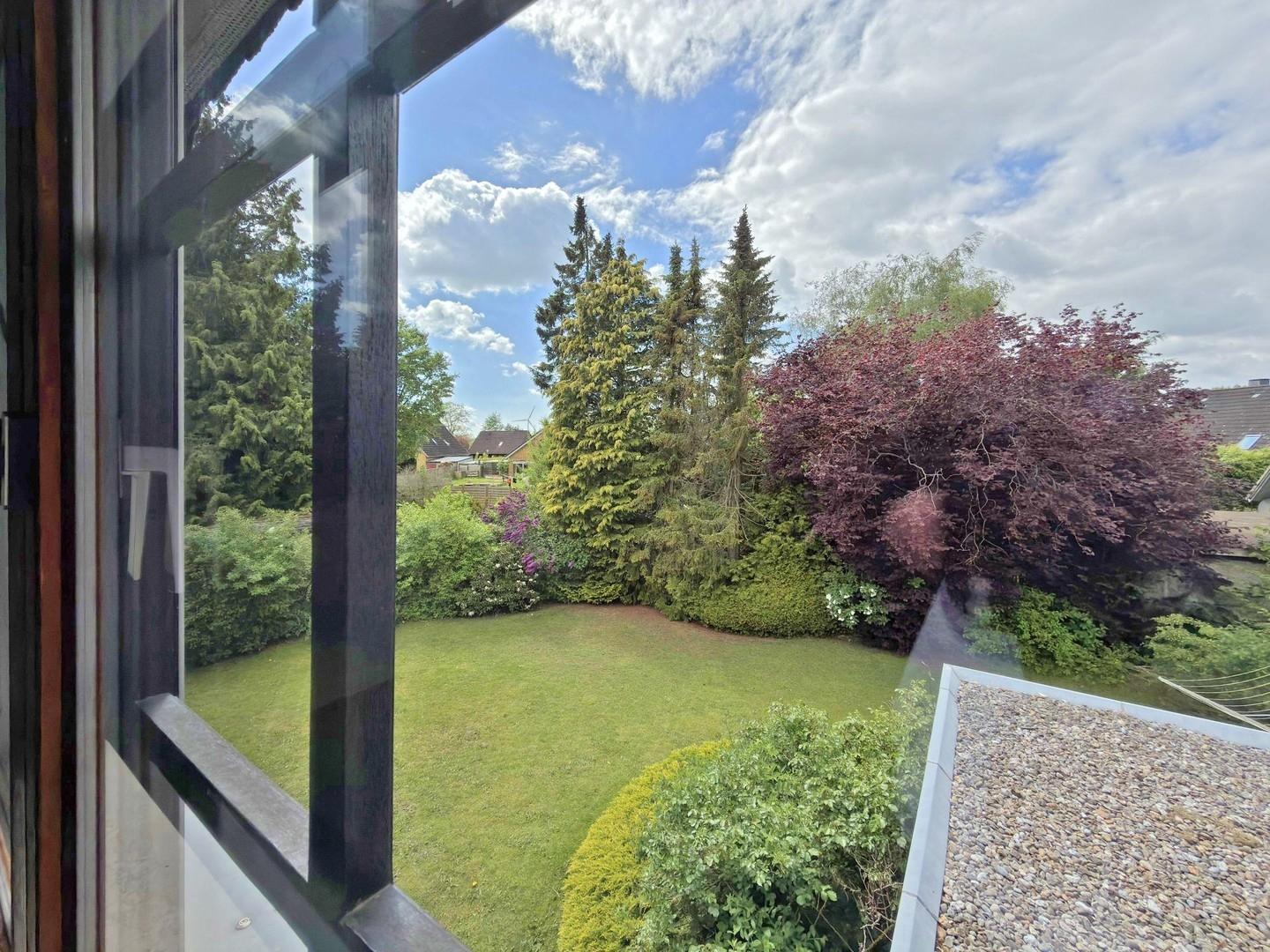 Gartenblick von Raum West (OG)