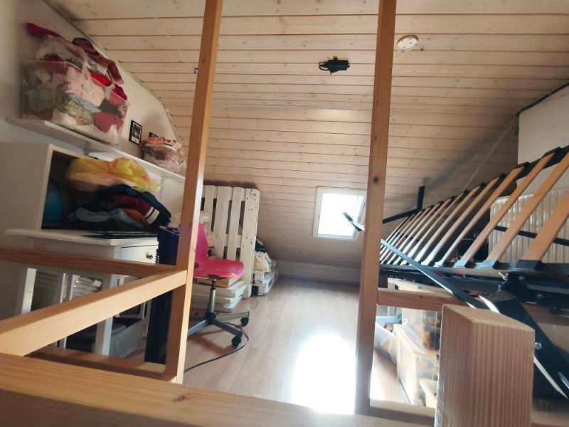 Ausgebauter Dachboden / Abstellraum / Kind 3 Bild 2