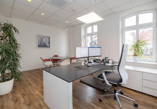 Büro EG