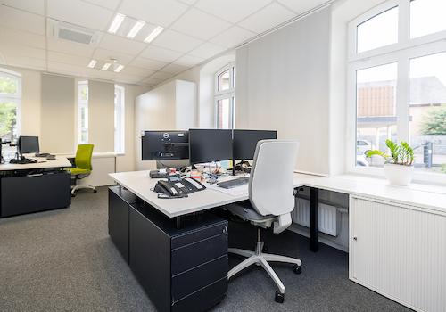 Büro EG