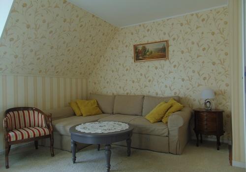 Wohnzimmer DG