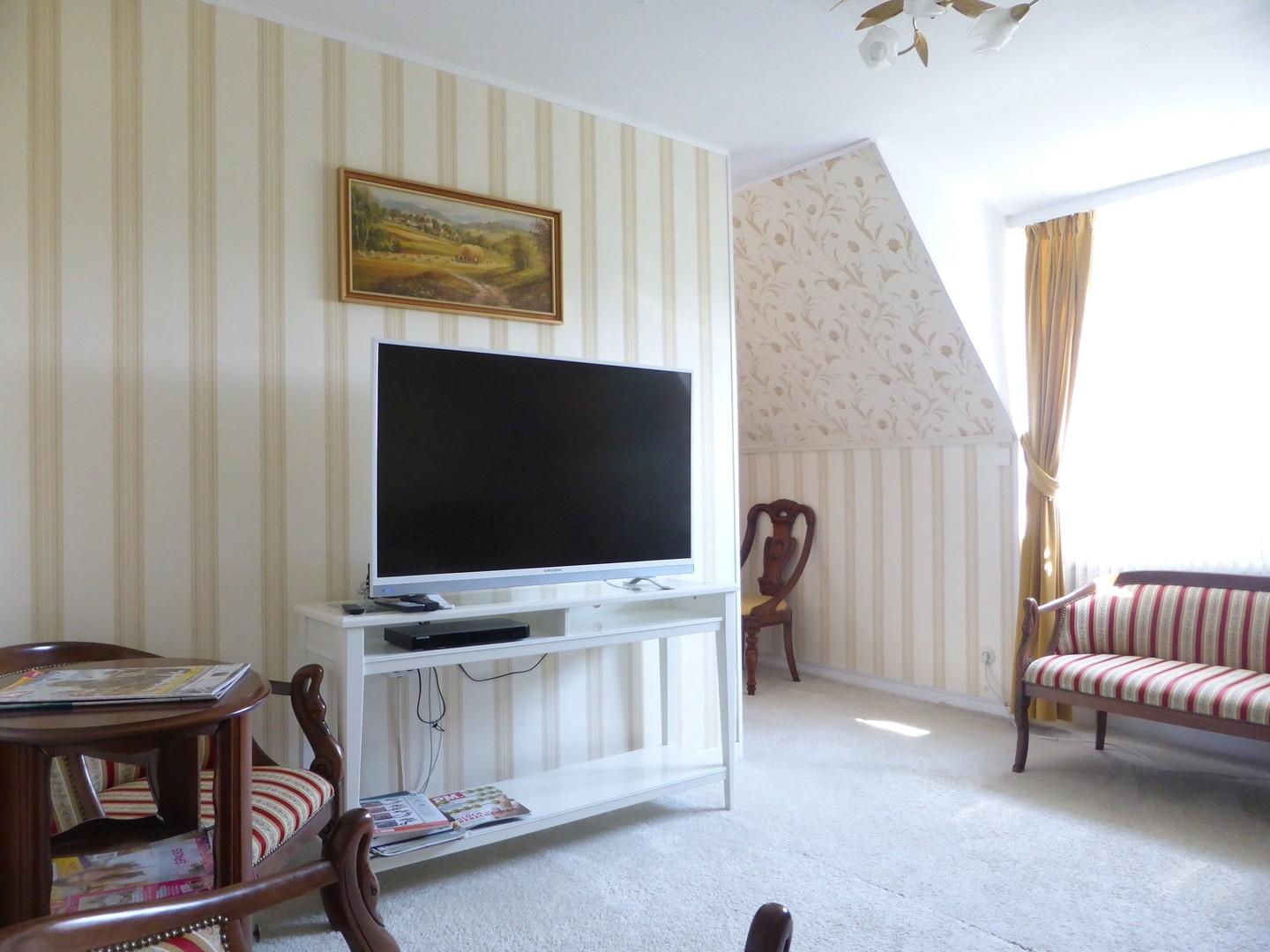 Wohnzimmer DG