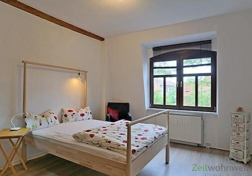 Blick ins Schlafzimmer