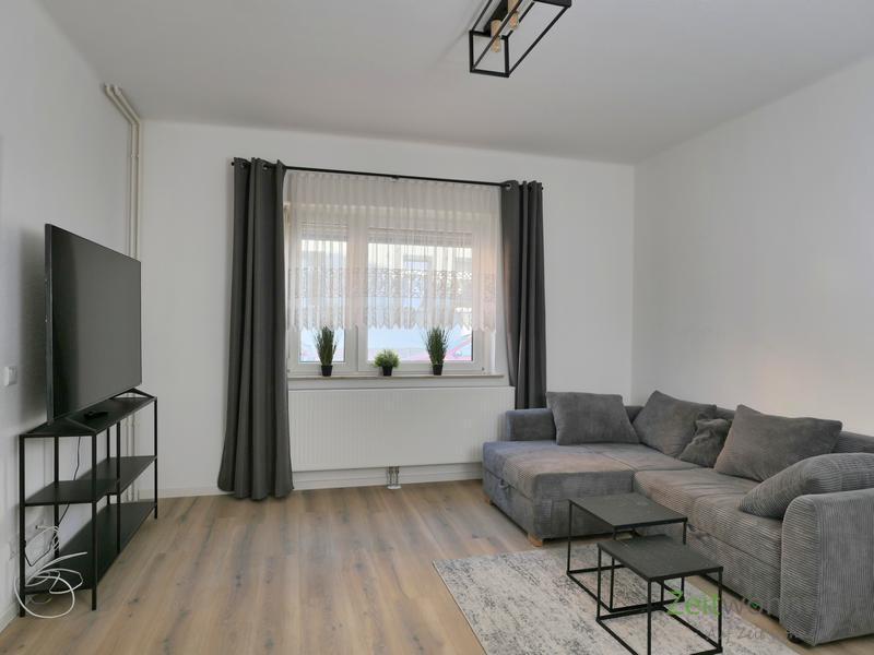 Blick ins Wohnzimmer