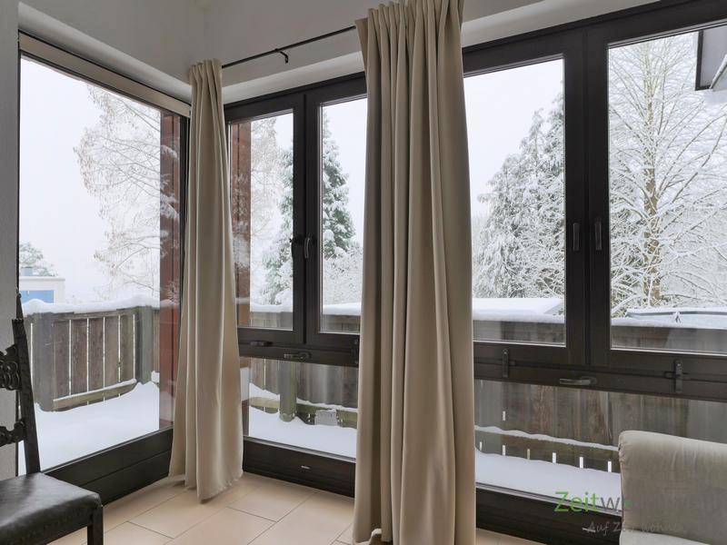 Schnee auf dem Balkon