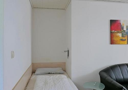 Einzelbett