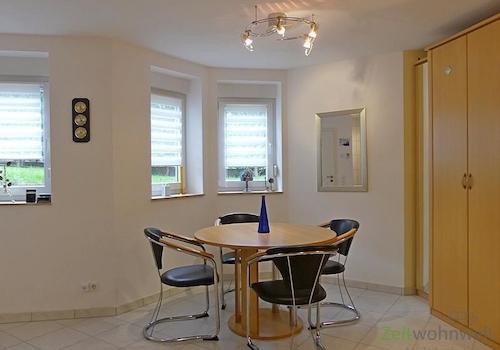 Erker mit Esstisch