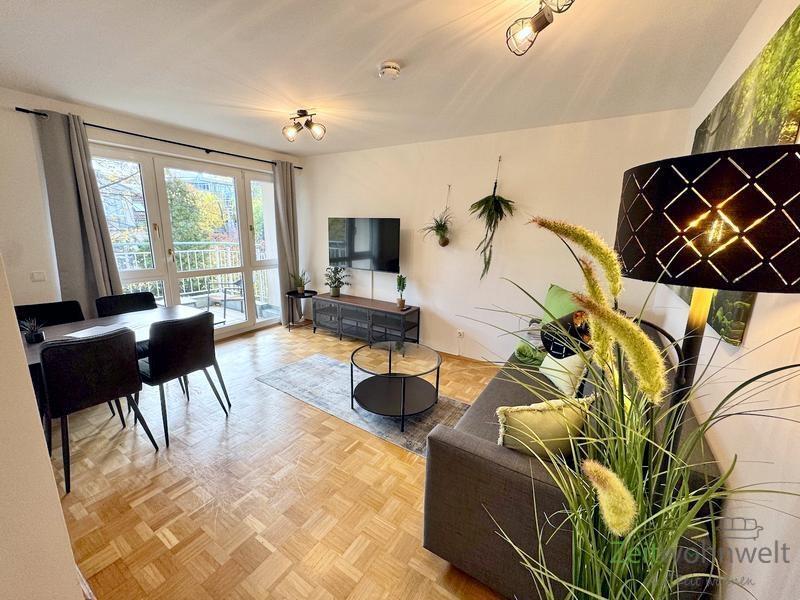 Blick ins Wohnzimmer