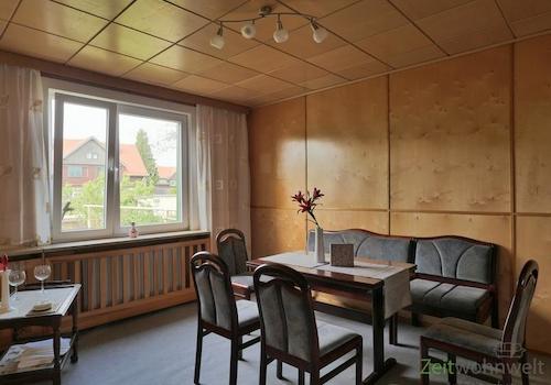 Blick ins Esszimmer