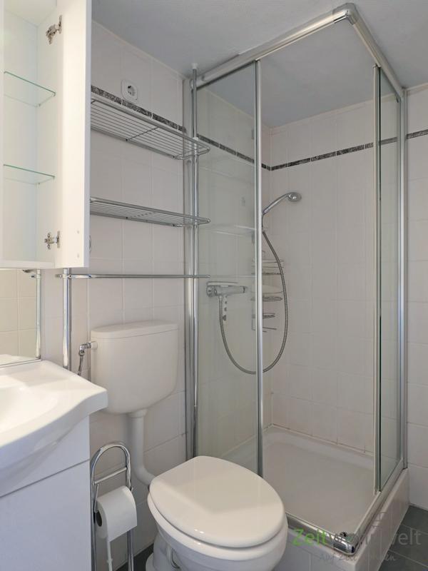 Dusche und WC