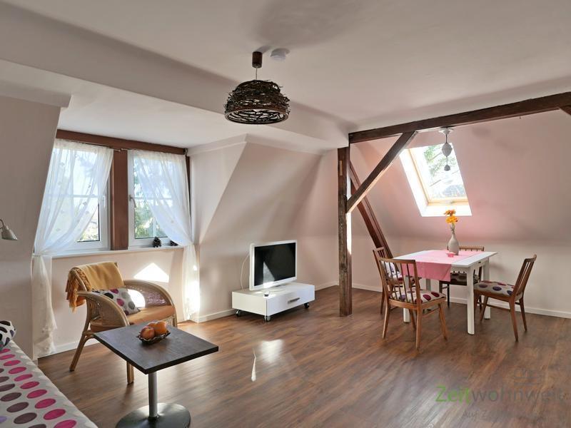 Blick ins Wohnzimmer