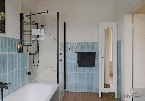 Dusche im Bad