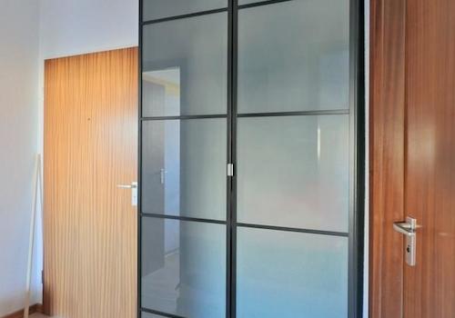 Garderobenschrank im Flur