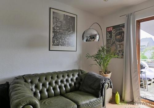 Sofa am Balkonausgang
