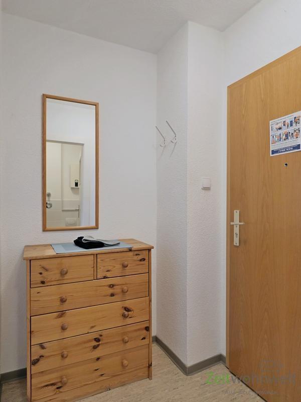 kleiner Wohnungsflur