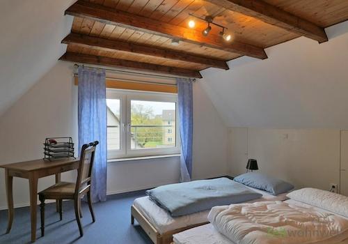 Dachzimmer moit Gästebetten