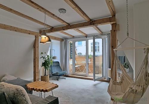 Blick ins Wohnzimmer