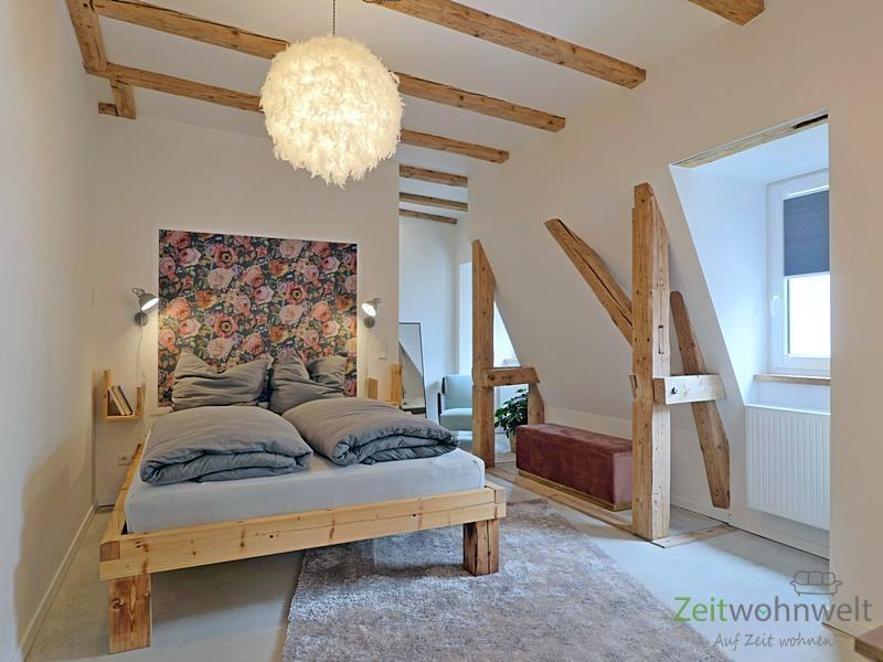 Blick ins große Schlafzimmer