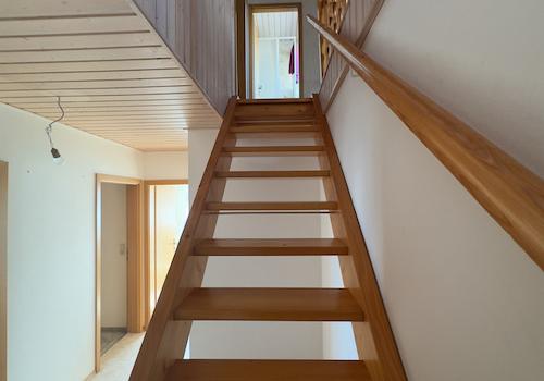 Treppe ins Dachgeschoss