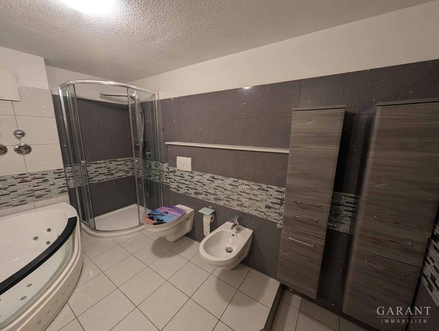 Badezimmer B3