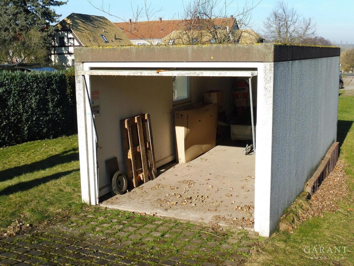 16-Garage